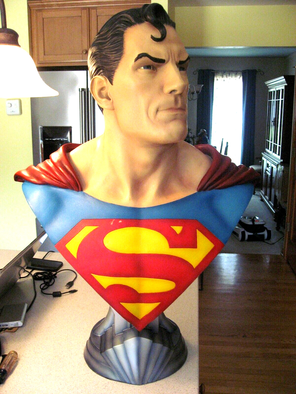 Sideshow Collectibles Superman Life-size 1/1 Scale Bust DC Comics 265 of 1500