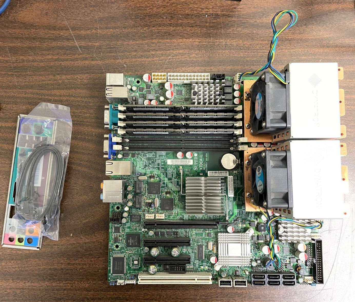 Working Pull SUPERMICRO X7DCA-L, with 16 GB Ram, and dual Xeon X5260 CPU's