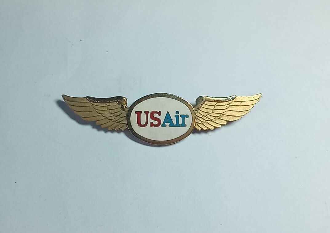 Vintage USAir US Airlines Gold Tone Flight Attendant Wings Pin Badge - Unmarked