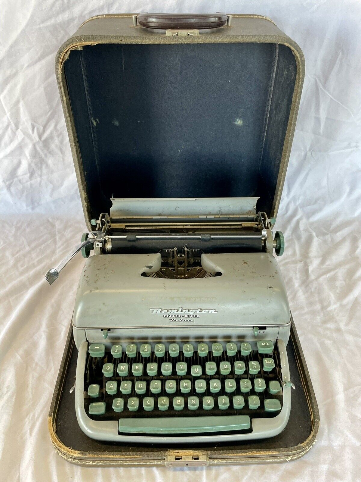 Vintage Remington Deluxe Letter-Riter Tabulator Portable Typewriter 