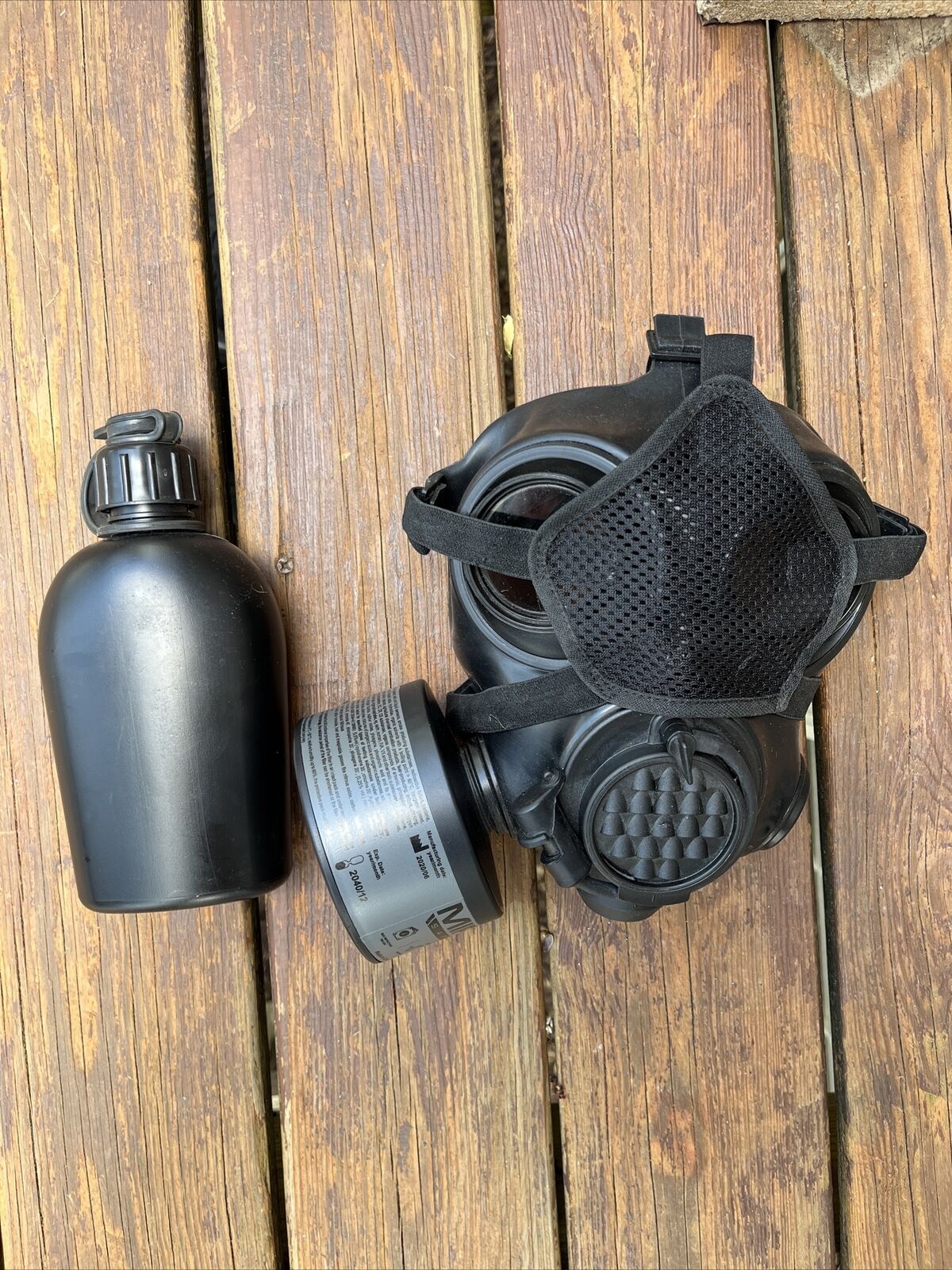 MIRA Safety CM-7M Military Police CBRN Gas Mask w Canteen/Filter Not Included