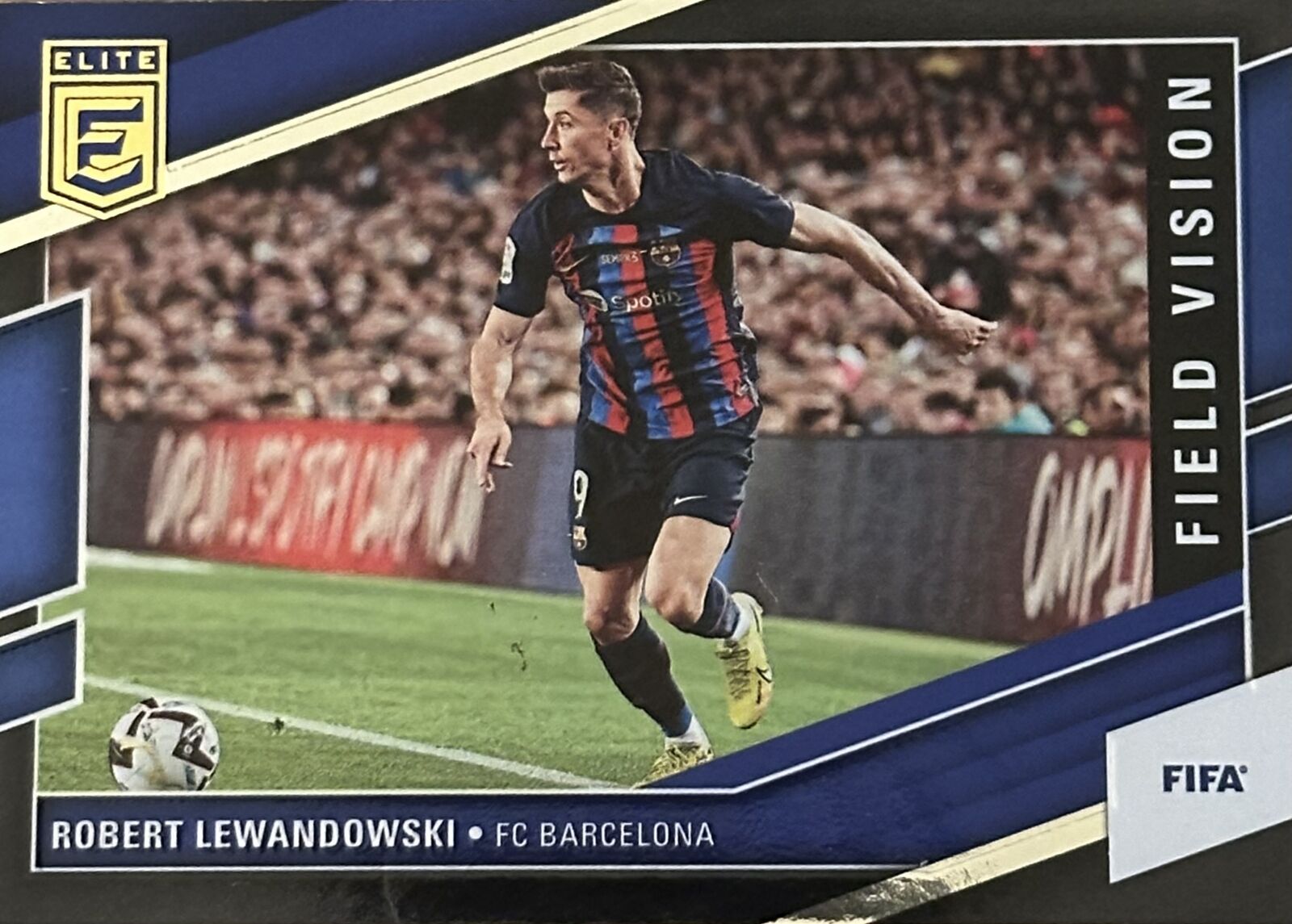 Robert Lewandowski 1/1 (FC Barcelona) Field Vision - Panini Donruss Elite 22-23