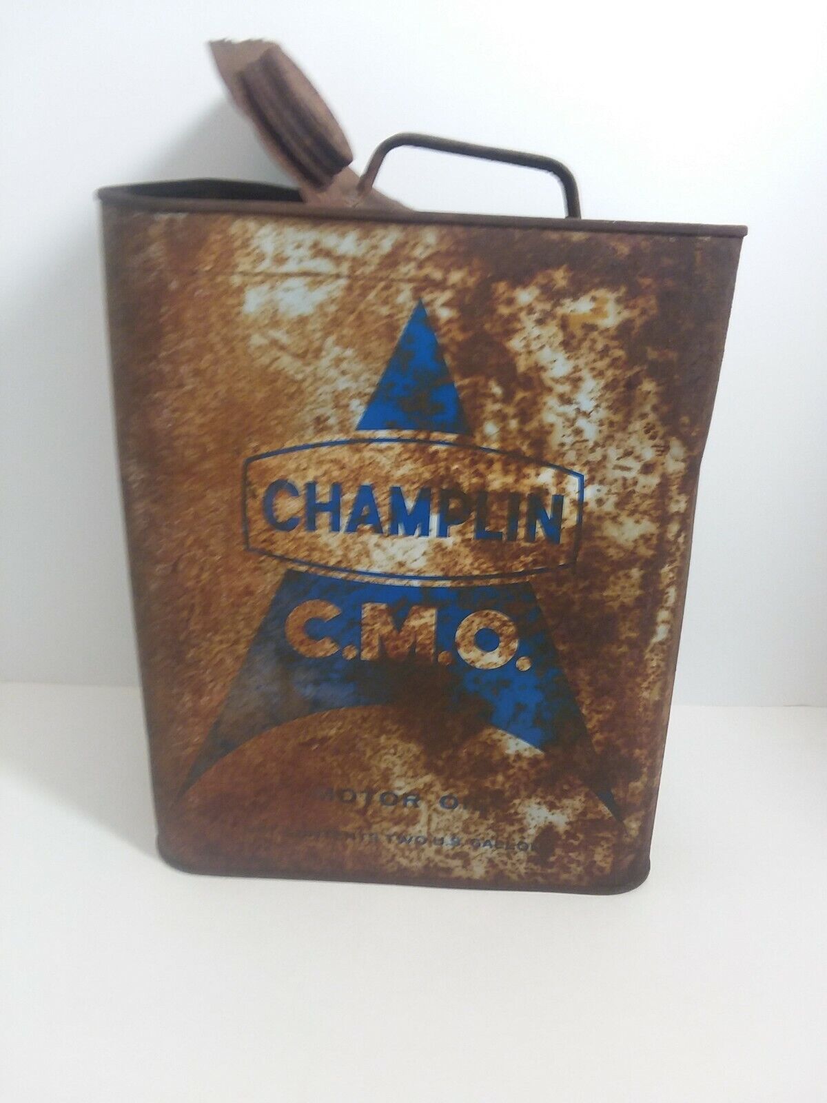 Vtg Champlin Two Gallon Motor Oil Can rusty dirty found in junk pile in Mn 