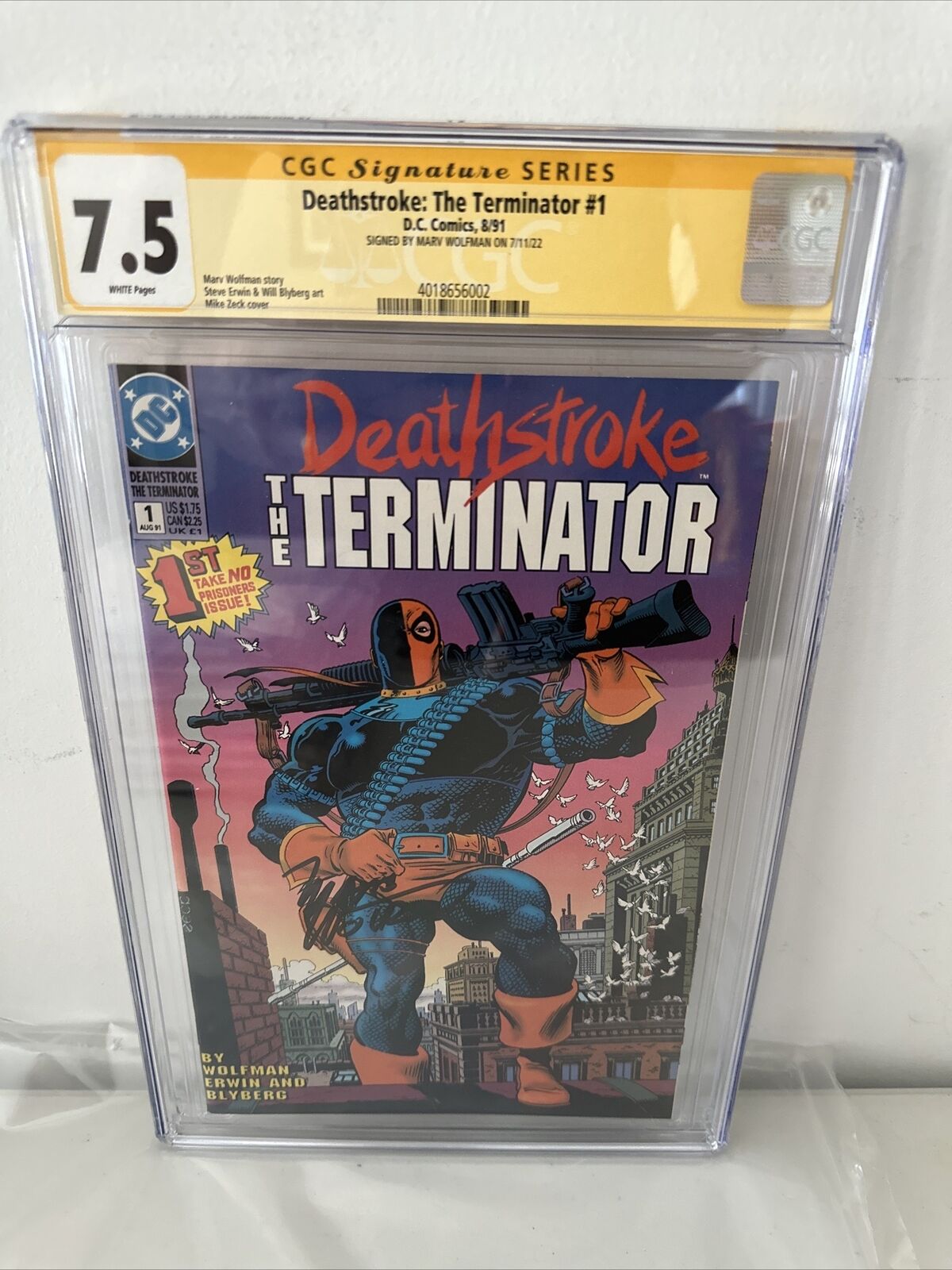 * Deathstroke The TERMINATOR #1 CGC 7.5 Signed Wolfman