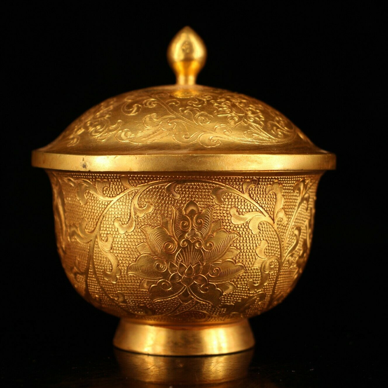 Chinese Rare Tang Dynasty Collection  Old copper gilded  bowl