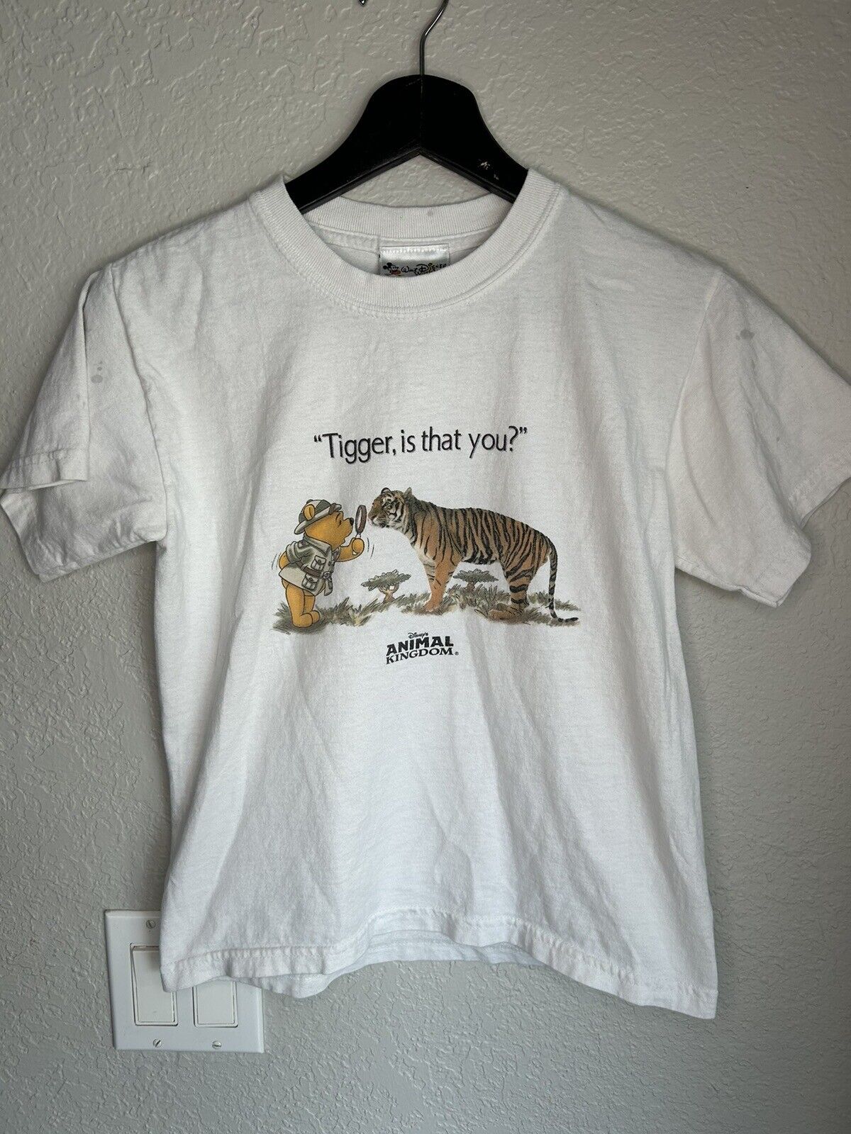 Walt Disney World Kids Animal Kingdom Shirt “Tigger Is That You” Size Medium 