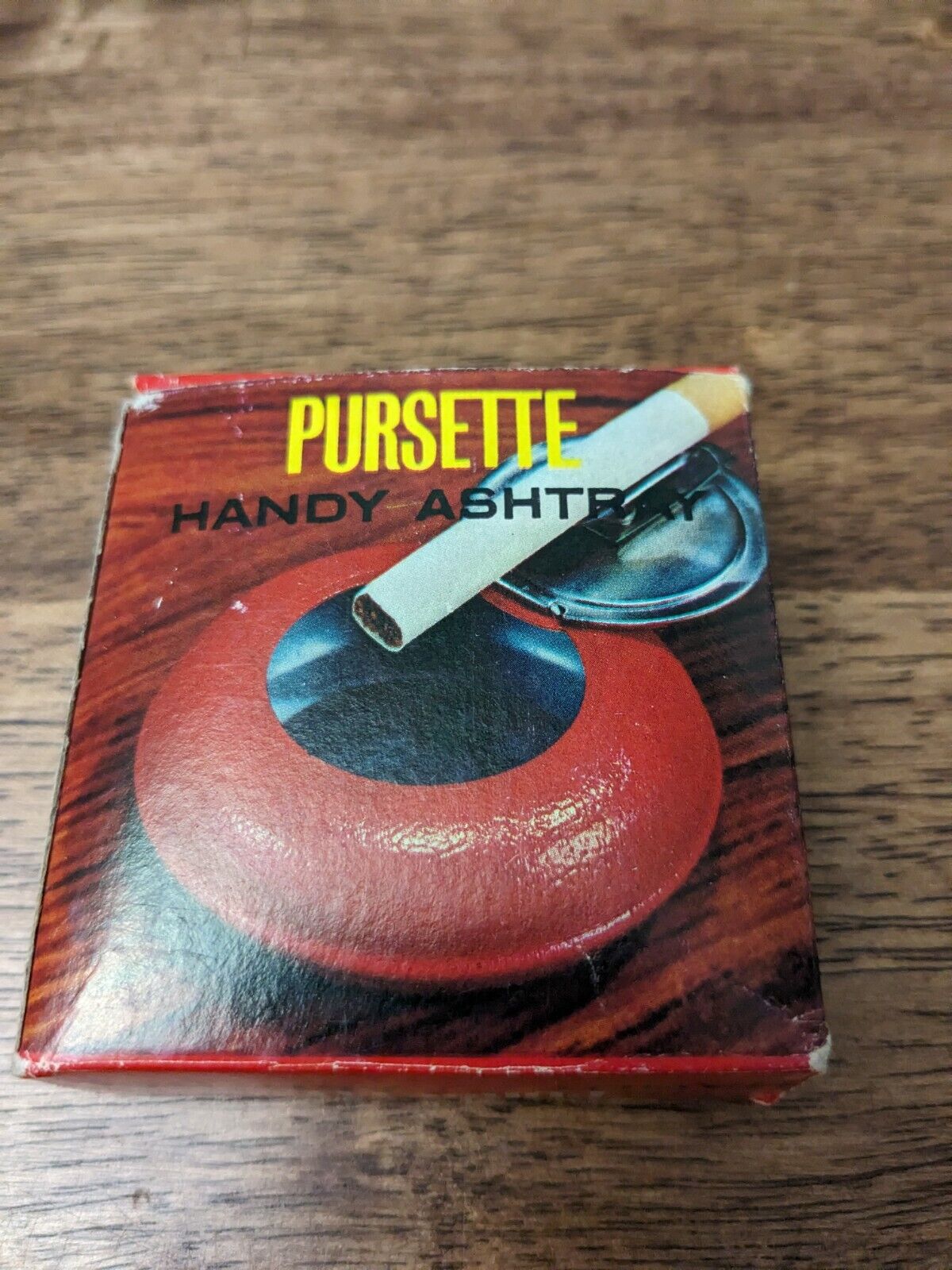 Vintage Pursette Handy Flip Open Portable Ashtray With Original Box Unused Red