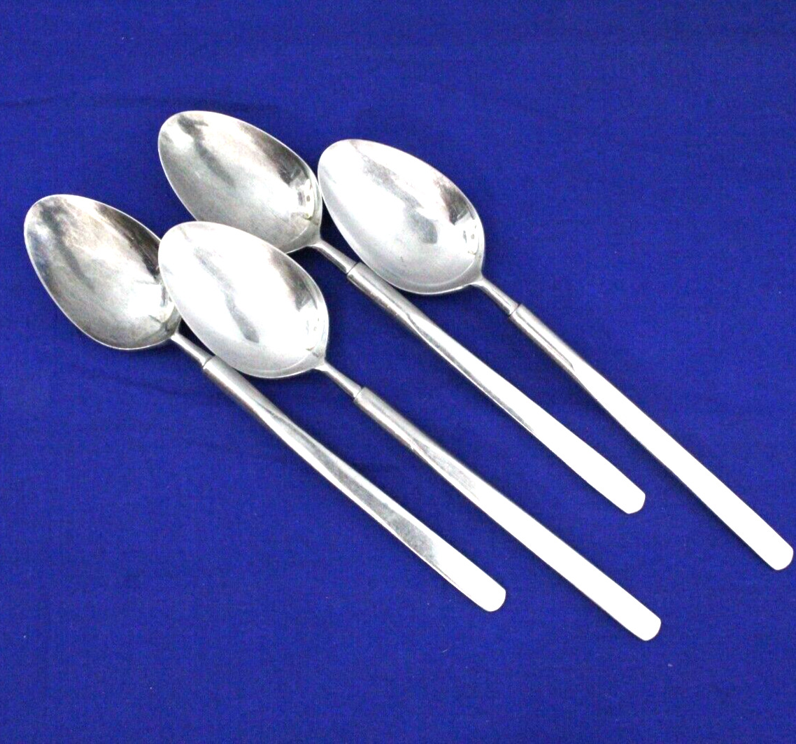 MCM SET OF 4. STEREO OVAL SOUP SPOONS 7 3/4\