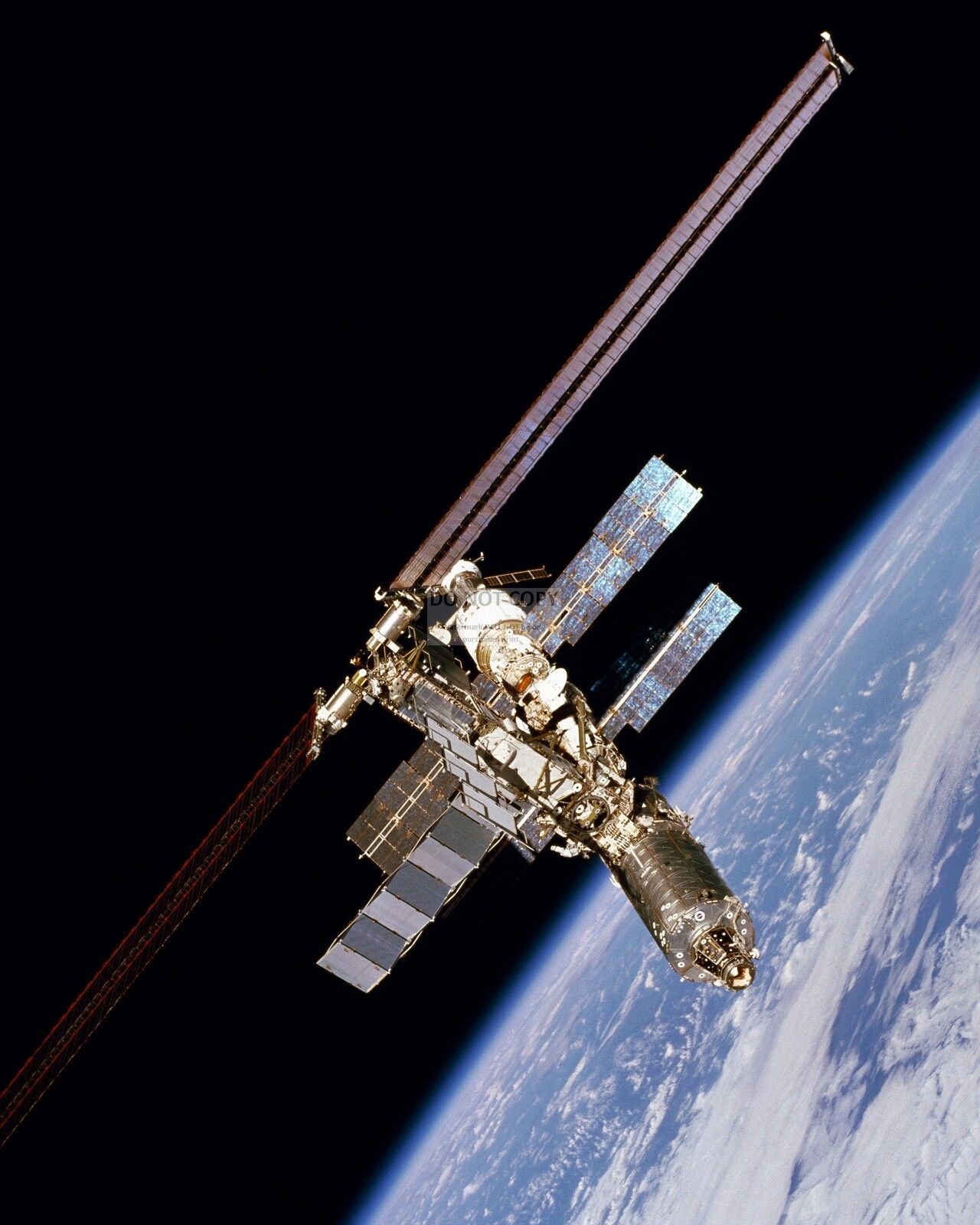 INTERNATIONAL SPACE STATION SEEN FROM SHUTTLE ATLANTIS  8X10 NASA PHOTO (AB-654)