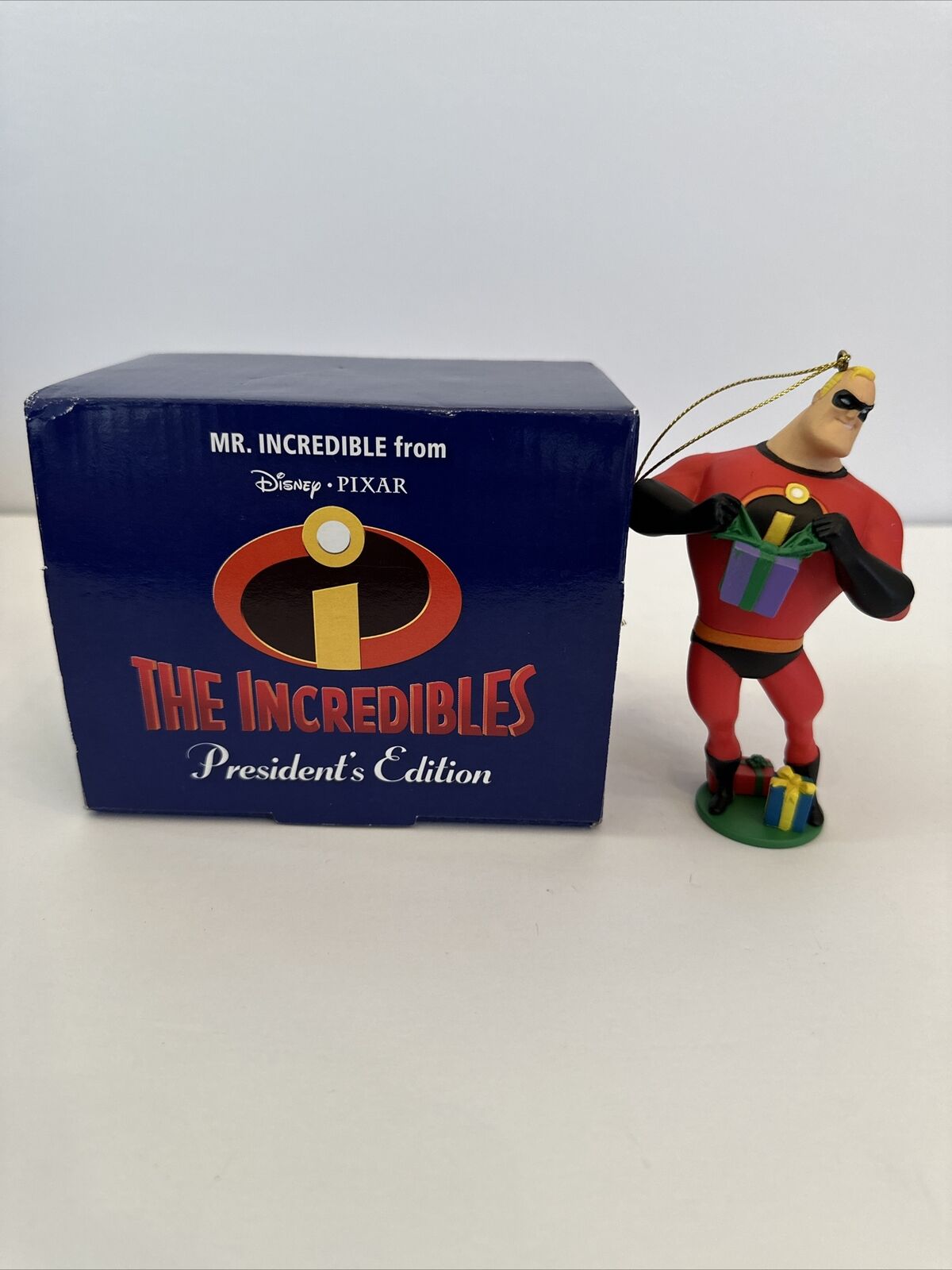Disney Mr Incredible President\'s Edition Ornament Incredibles Early Moments
