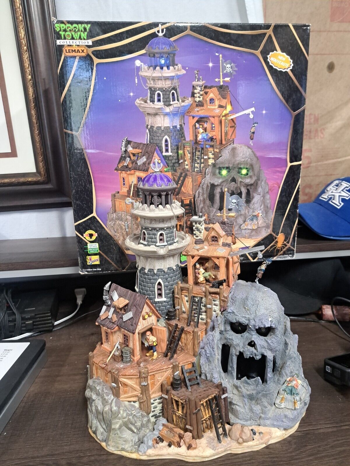 Lemax Spooky Town Collection Isle of Doom Lighthouse 2006 Please Read