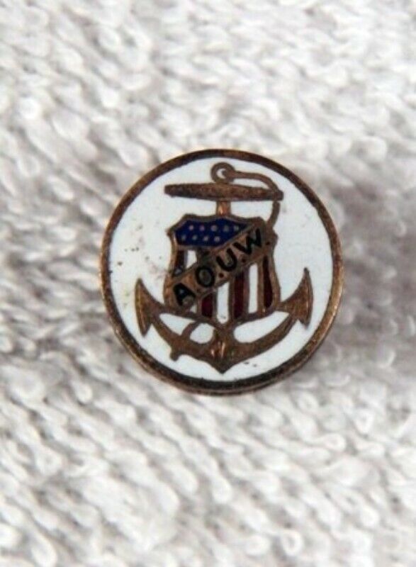 A.O.U.W Ancient Order of United Workers - Lapel Pin, white 14mm