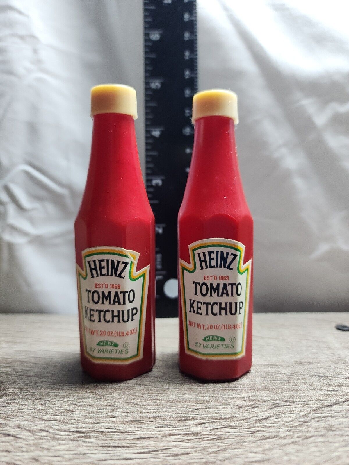 Vintage Heinz Tomato Ketchup Plastic Bottle Salt and Pepper Set