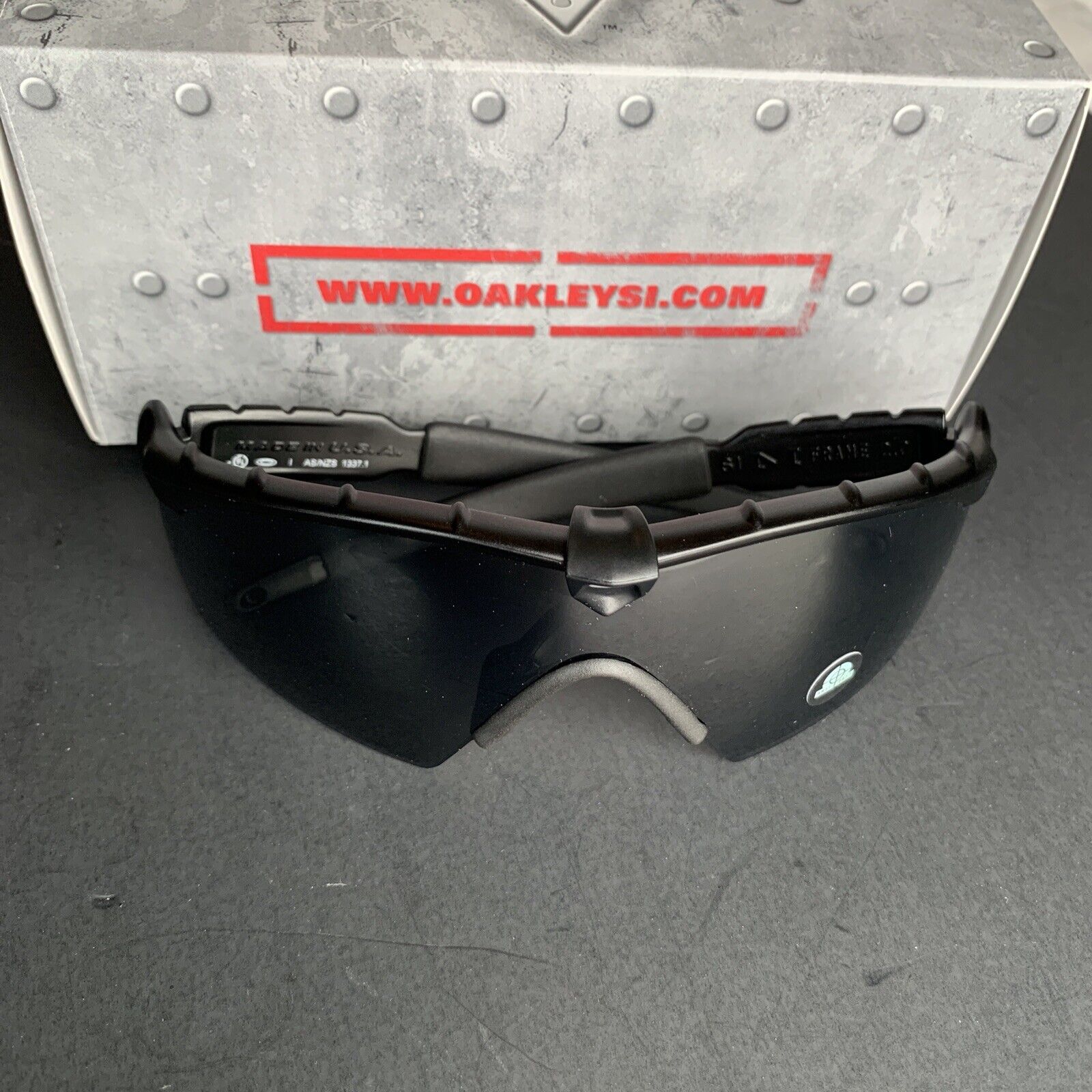 New Oakley M FRAME 2.0 Sunglasses | 9213-03 Matte Black /ANSI Z87.1 Grey Lens