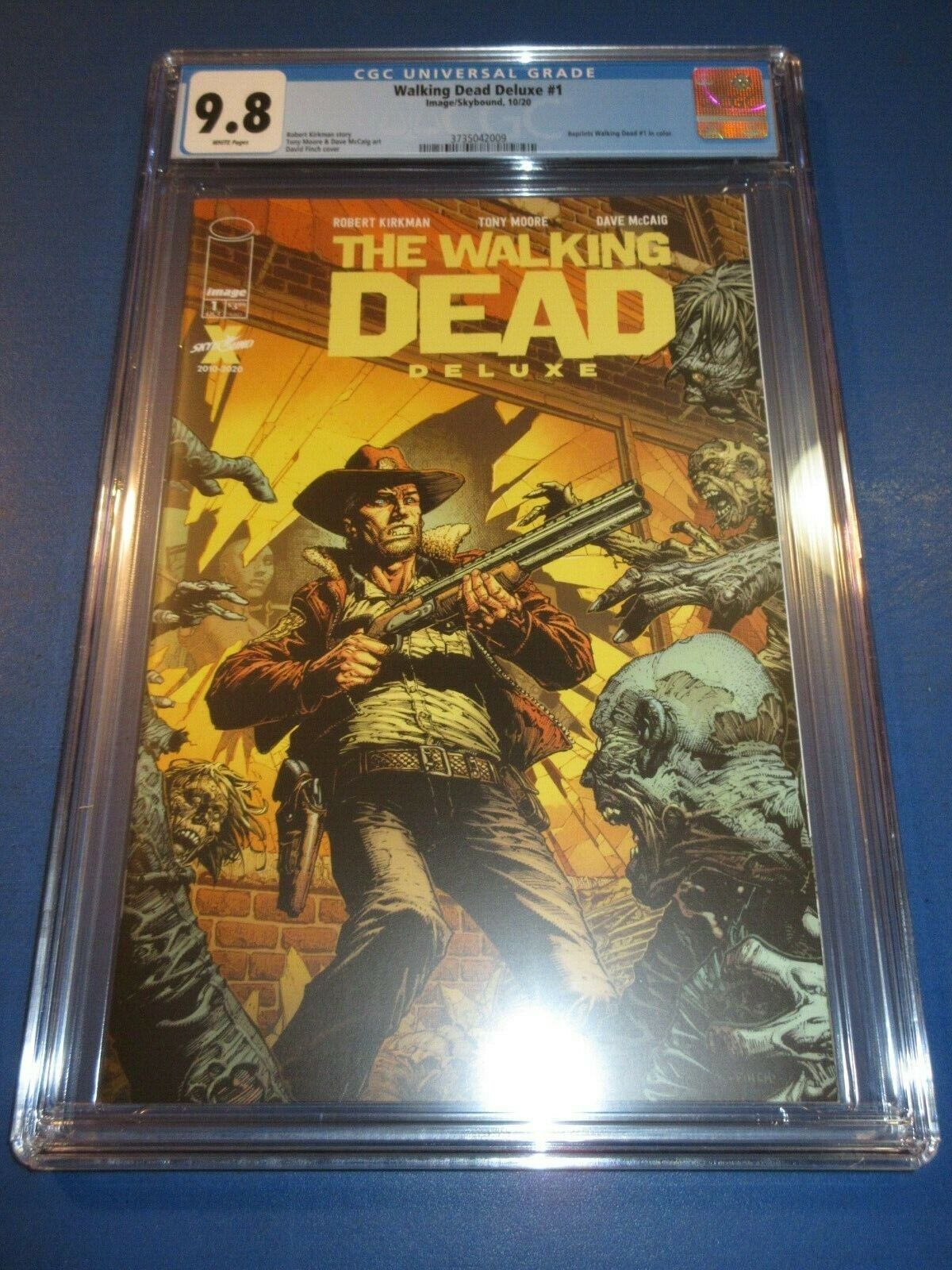 Walking Dead Deluxe #1 A Cover CGC 9.8 NM/M Gorgeous Gem Wow