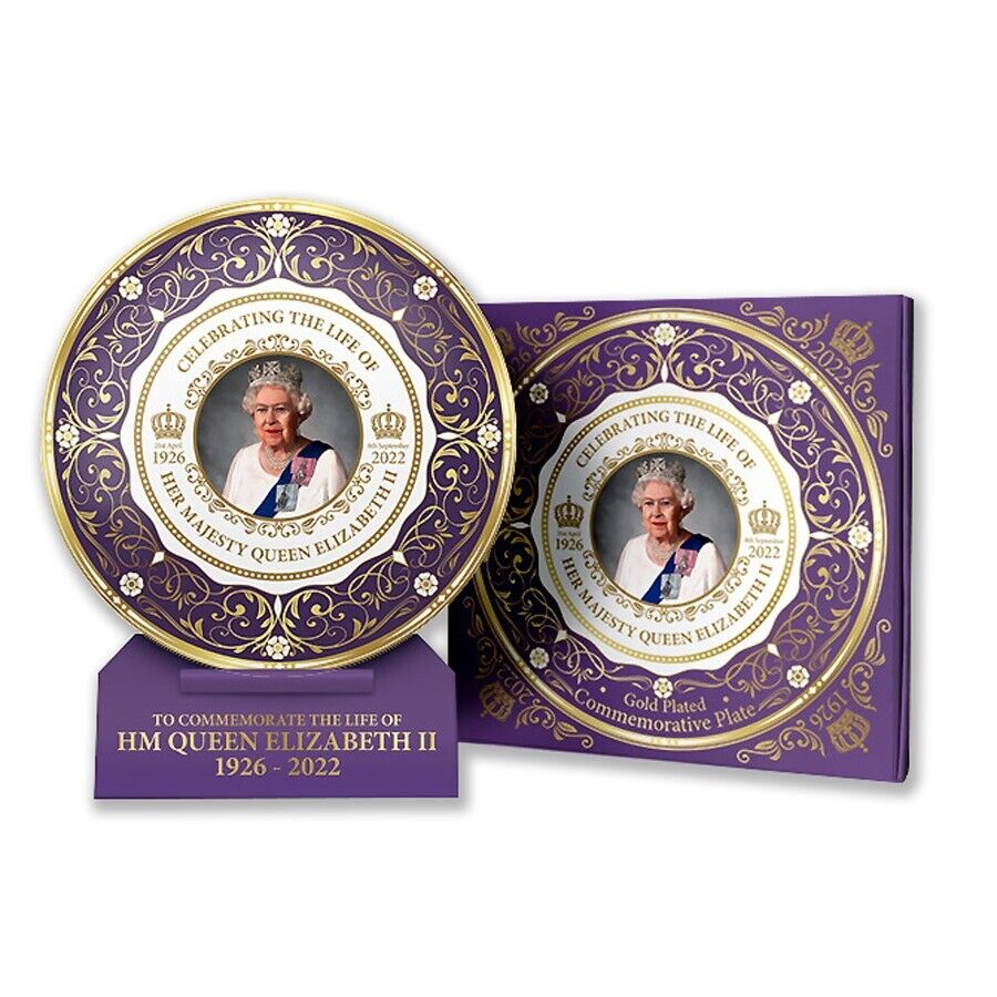 Queen Elizabeth II Commemorative Collection 6 Inch Plate with Stand In Gift Box