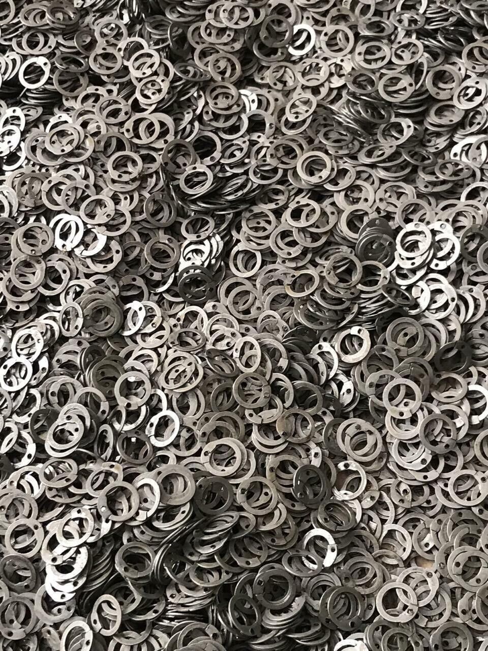  Medieval Battle Flat Riveted 9MM Chainmail Ring oil finish - 1.200 kg.