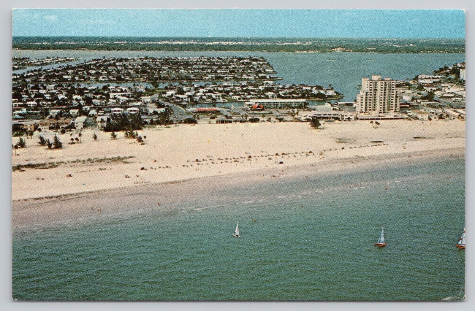 Treasure Island FL, St Petersburg Municipal Beach, Boca Ciega Bay, Vtg Postcard