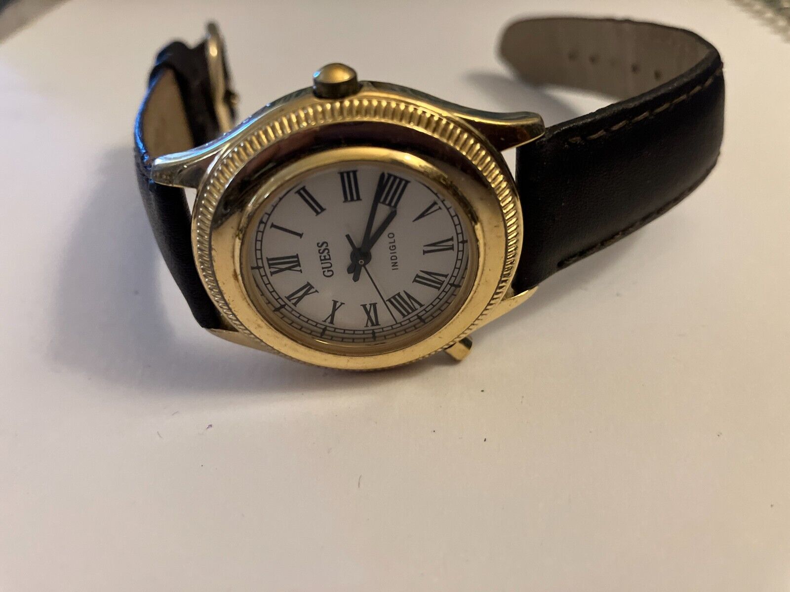 vintage estate guess indiglo quartz watch