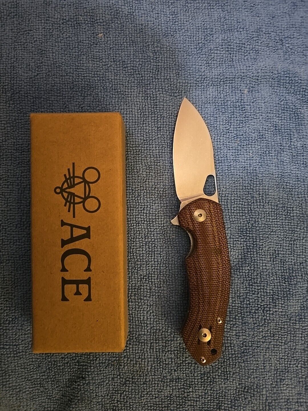 Giant Mouse  Ace Biblio Red Micarta M390 Blade