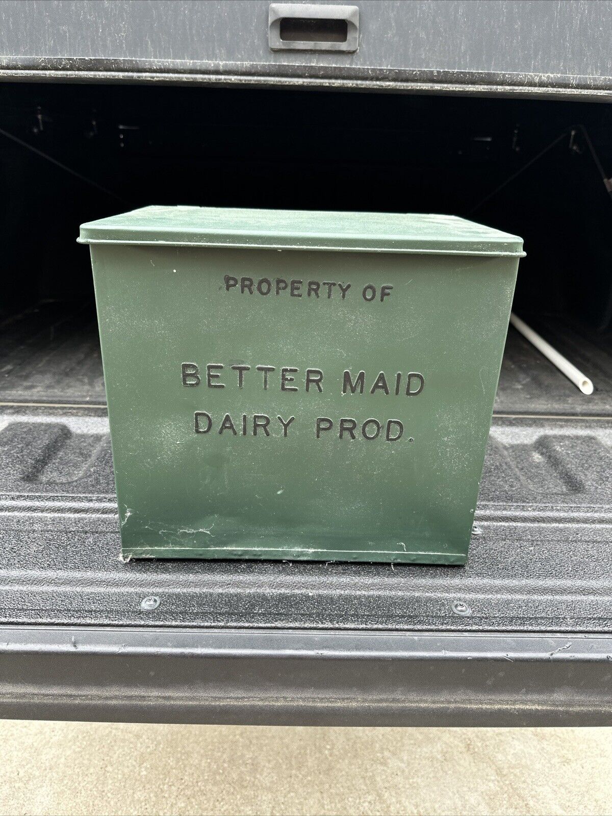 Vintage Galvanized Metal Dairy Milk Box SUSO FARMERS DAIRY  Inc 