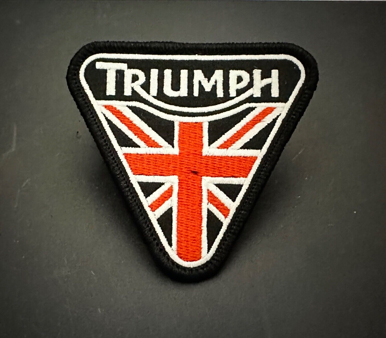 FABULOUS TRIUMPH MOTORCYCLES EMBROIDERED IRON-ON PATCH...VERY RARE COLOR COMBO