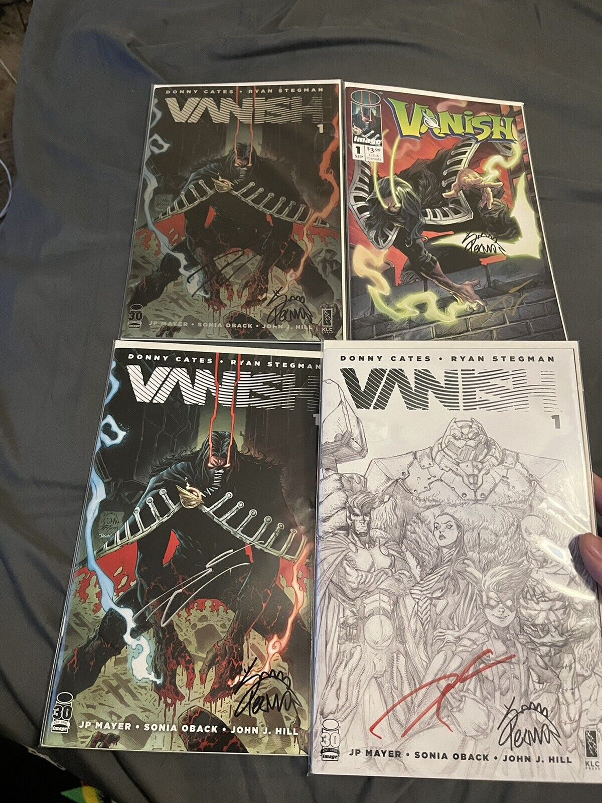VANISH #1 Signed By Ryan Stegman And Donny Cates Set Of 4 Substack Exclusive NM