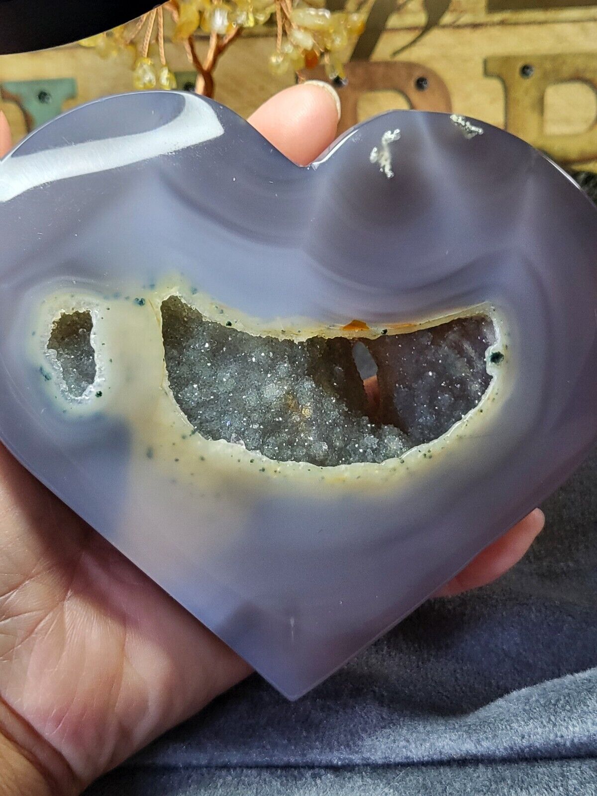 Druzy Agate Heart LARGE 1125 With Free Holder