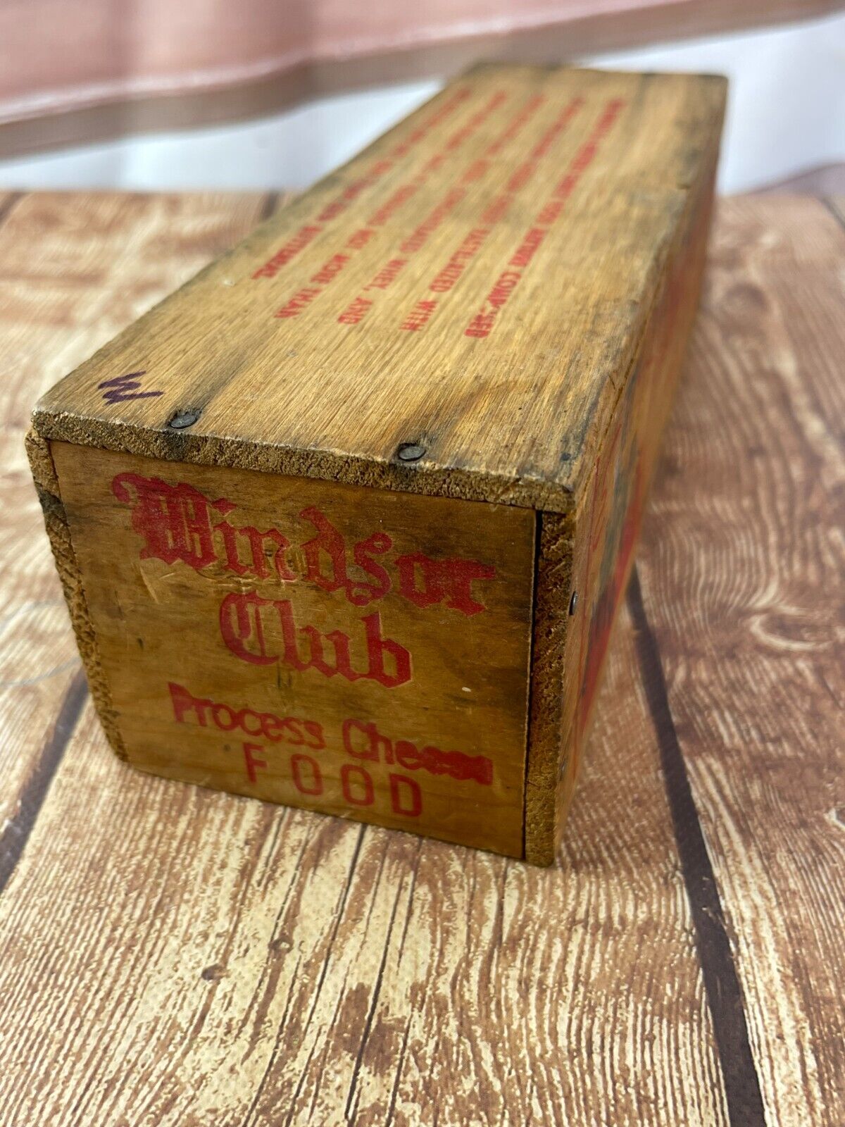 Windsor Club 2 Lb Processed Cheese Food/Spread Wisconsin Wood Box