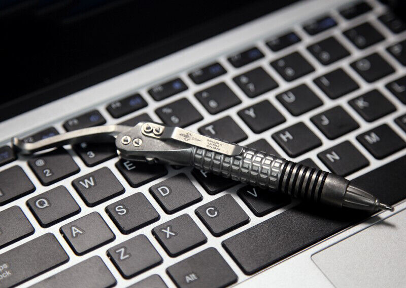 Titanium Alloy Signature Pen Technology Siphon Pen Outdoor Multi-functional Tool