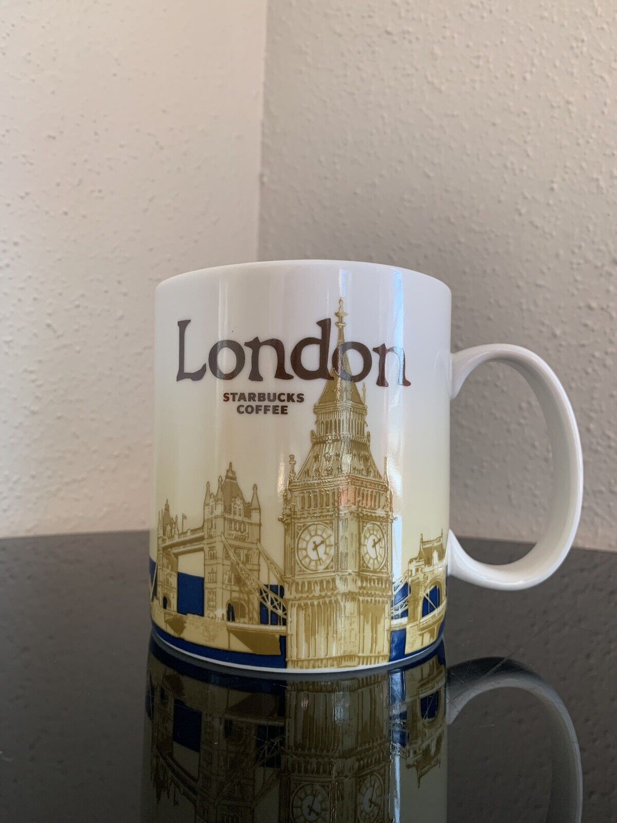 2010 Starbucks London Coffee Mug 16 oz Global Icon Series