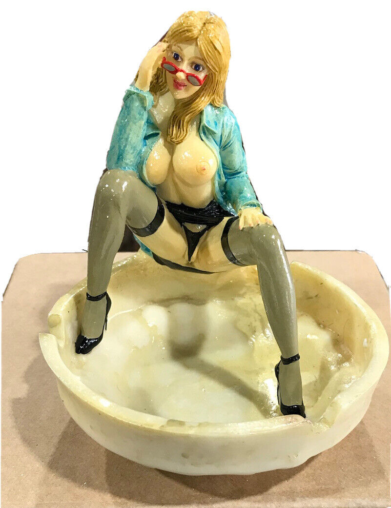 Vintage Pin Up Lady Ceramic Ashtray Risque Nude Blonde? MCM?