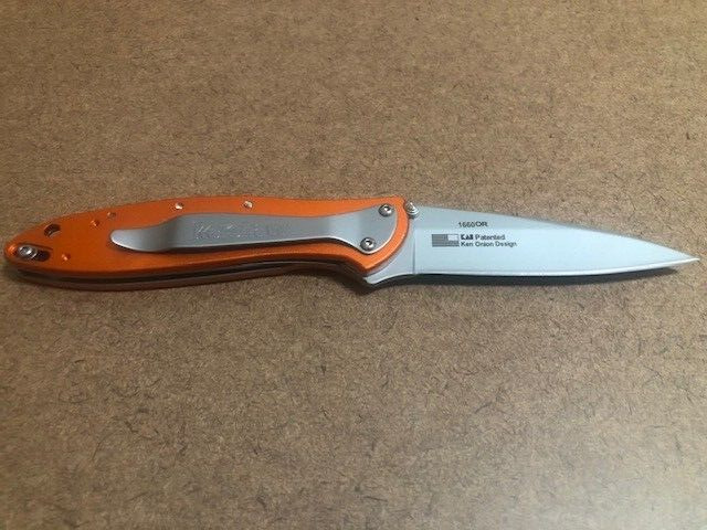 KERSHAW - 1660OR LEEK ( ORANGE ) Assisted speedsafe knife —- Excellent condition