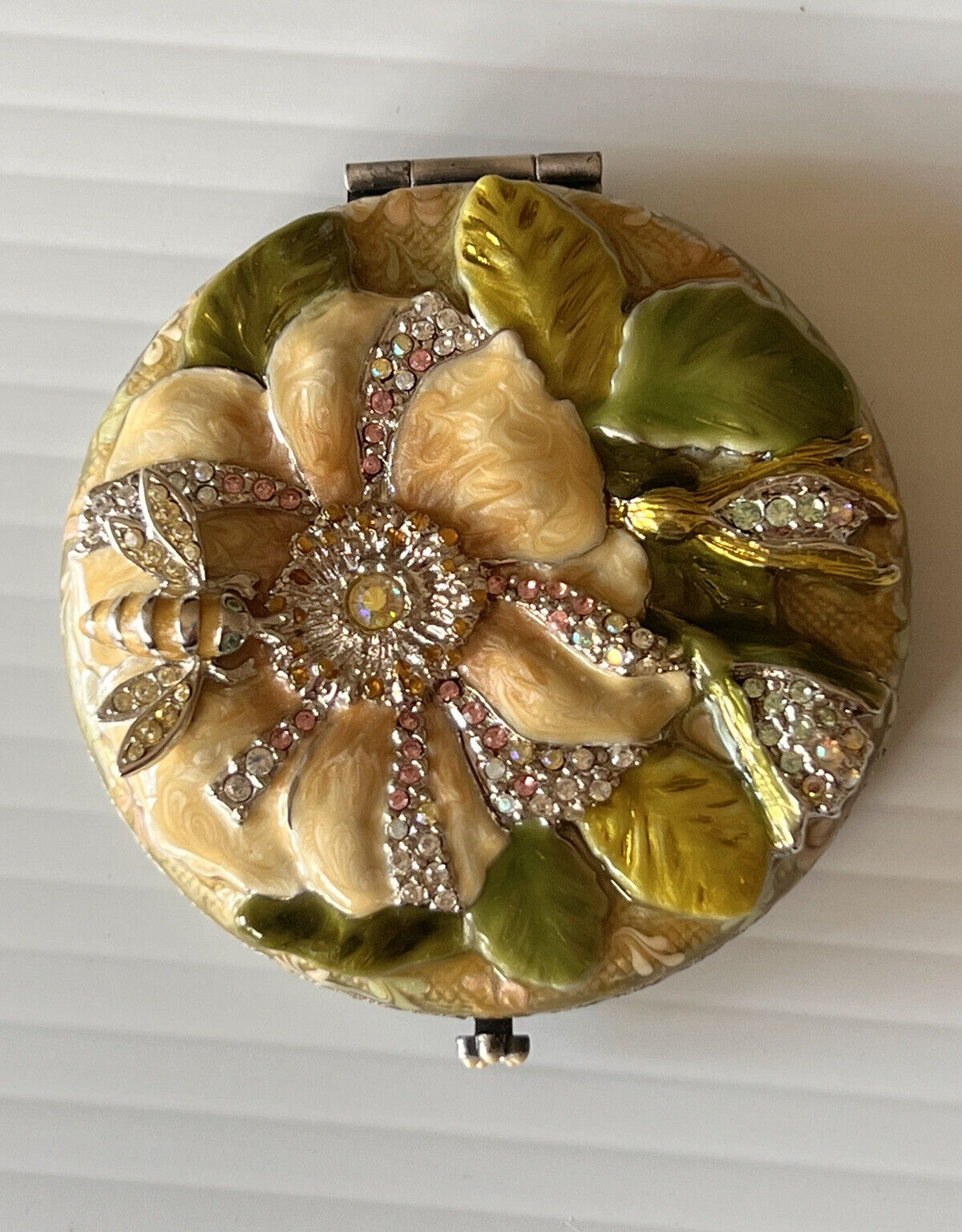 Rare Jay Strongwater Bee Flower Vanity Makeup Case Enamel Crystal Mirror Compact