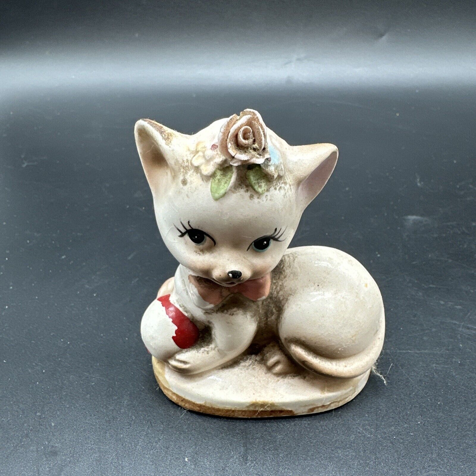 Vintage Napcoware Cat & Ball Playing Figurine C-6907 Kitten  Japan 3\