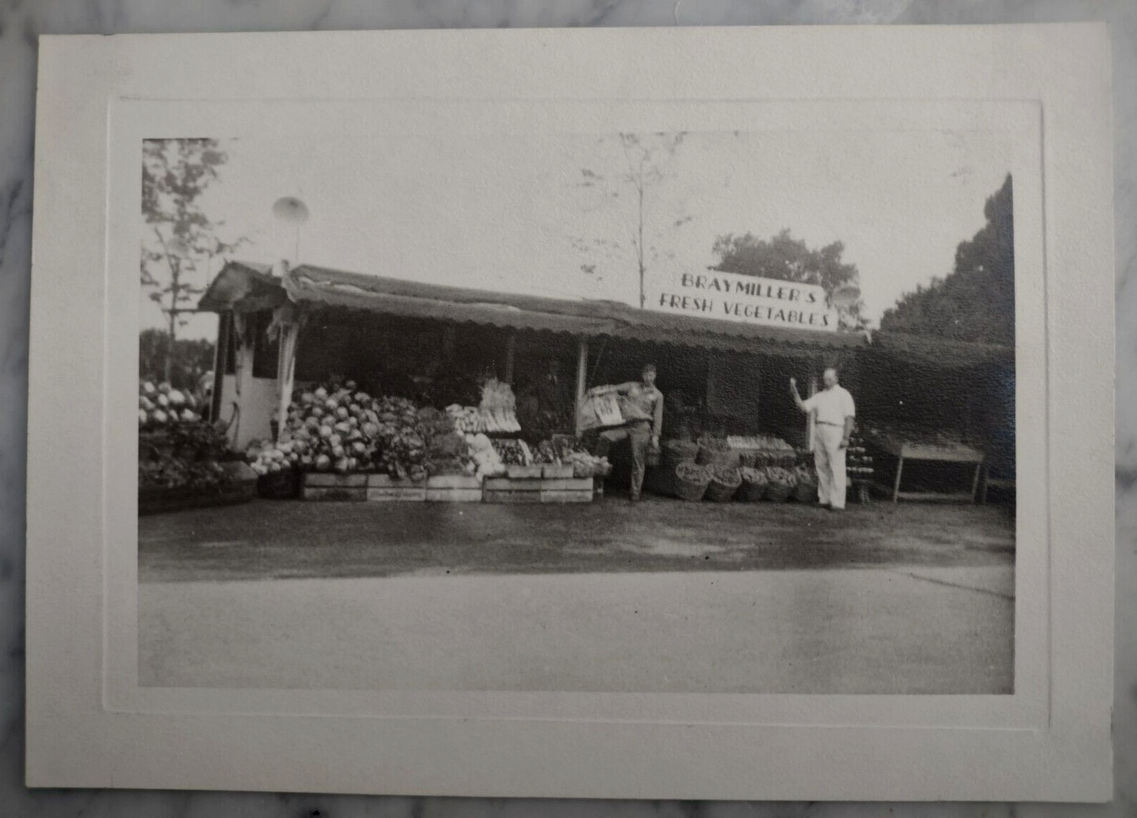 1941 Braymiller\'s Fresh Vegetables Stand Buffalo NY 5 x 7 Photo