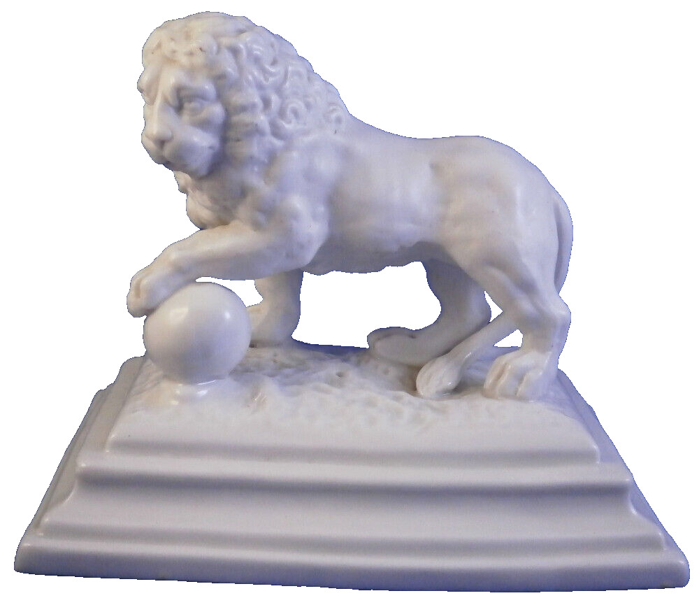 Antique 19thC French Porcelain Medici Lion Figurine Figure Porzellan Löwe Figur