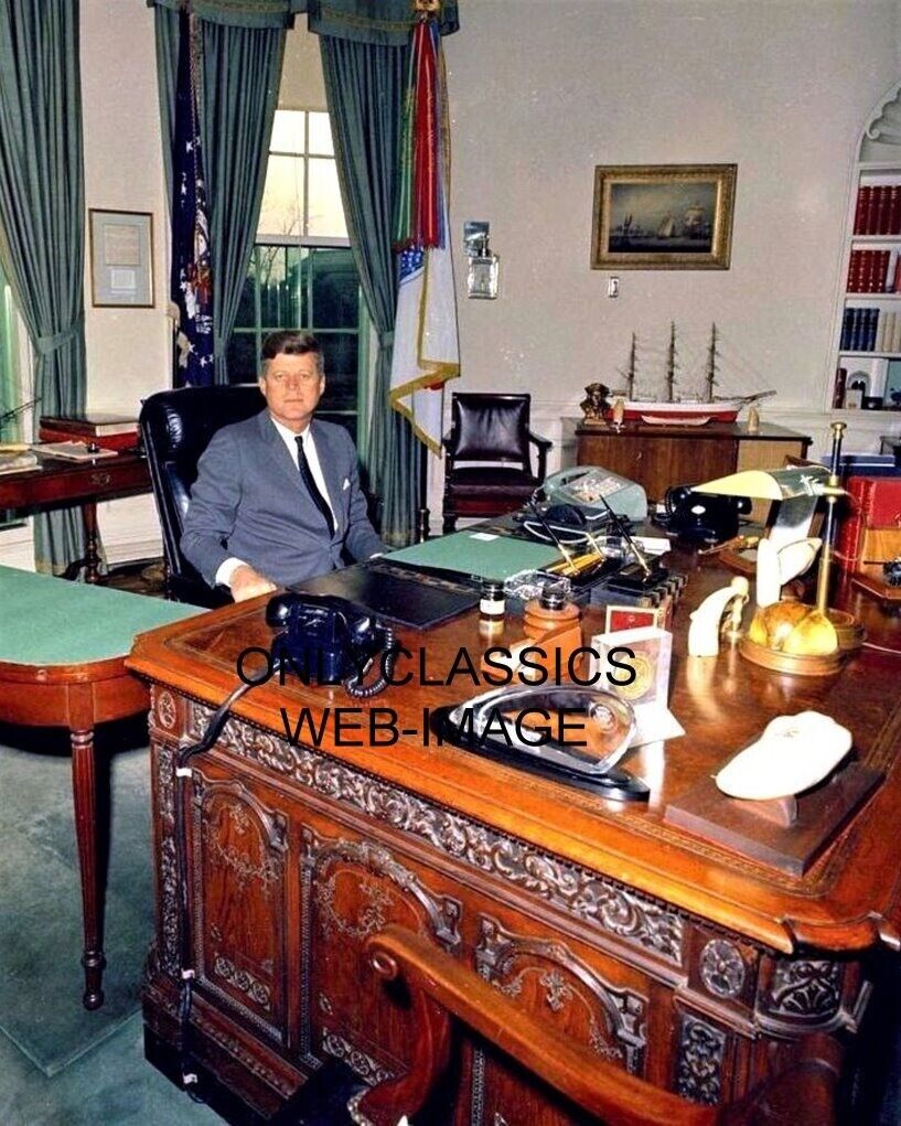 PRESIDENT JOHN F KENNEDY AT THE WHITE HOUSE OVAL OFFICE RESOLUTE DESK 8X10 PHOTO