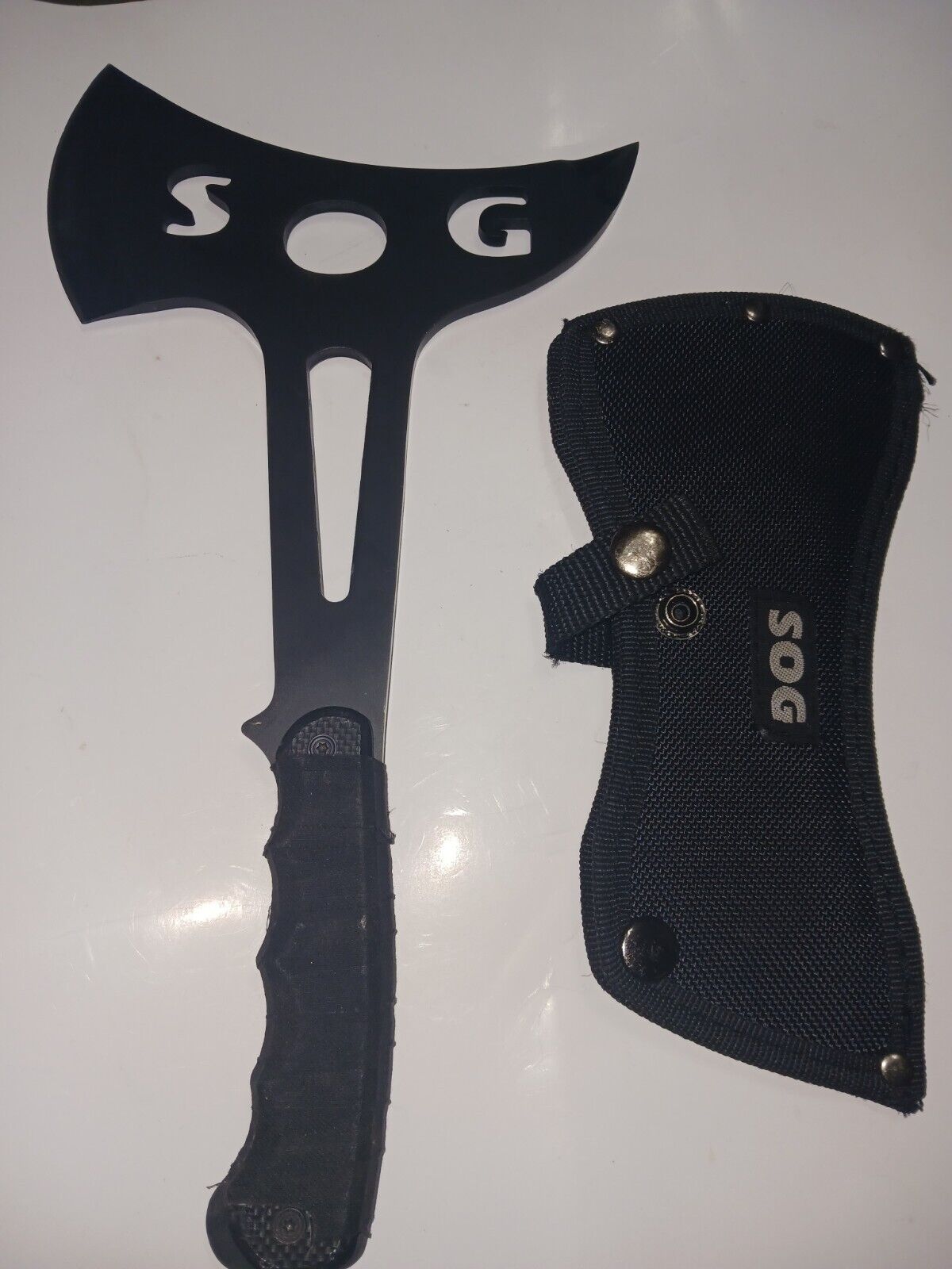 FUSION BY SOG  BATTLE THROWING AXE 