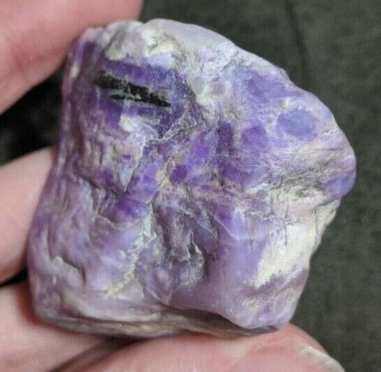 Sugilite Gel Rough Purple, Lavender - 307.15 ct/ 61.43 Grams