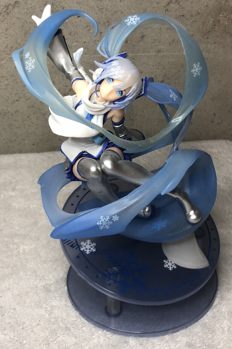Goodsmile Company 1/7 Scale PVC Figurine Hatsune Miku Snow version 2018