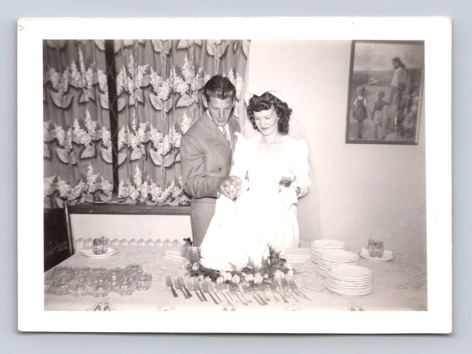 Small VINTAGE 1945 Wedding Photo Bride & Groom Cut The Cake