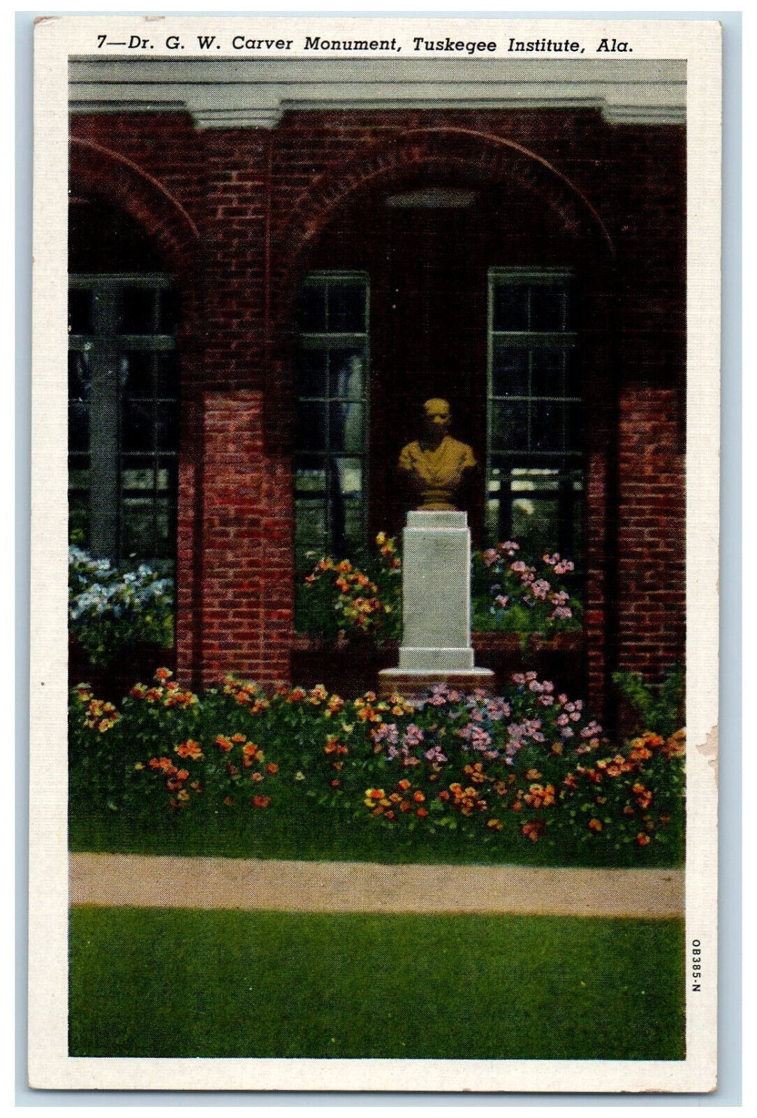 c1930\'s Dr. G.W. Carver Monument Tuskegee Institute Alabama AL Postcard