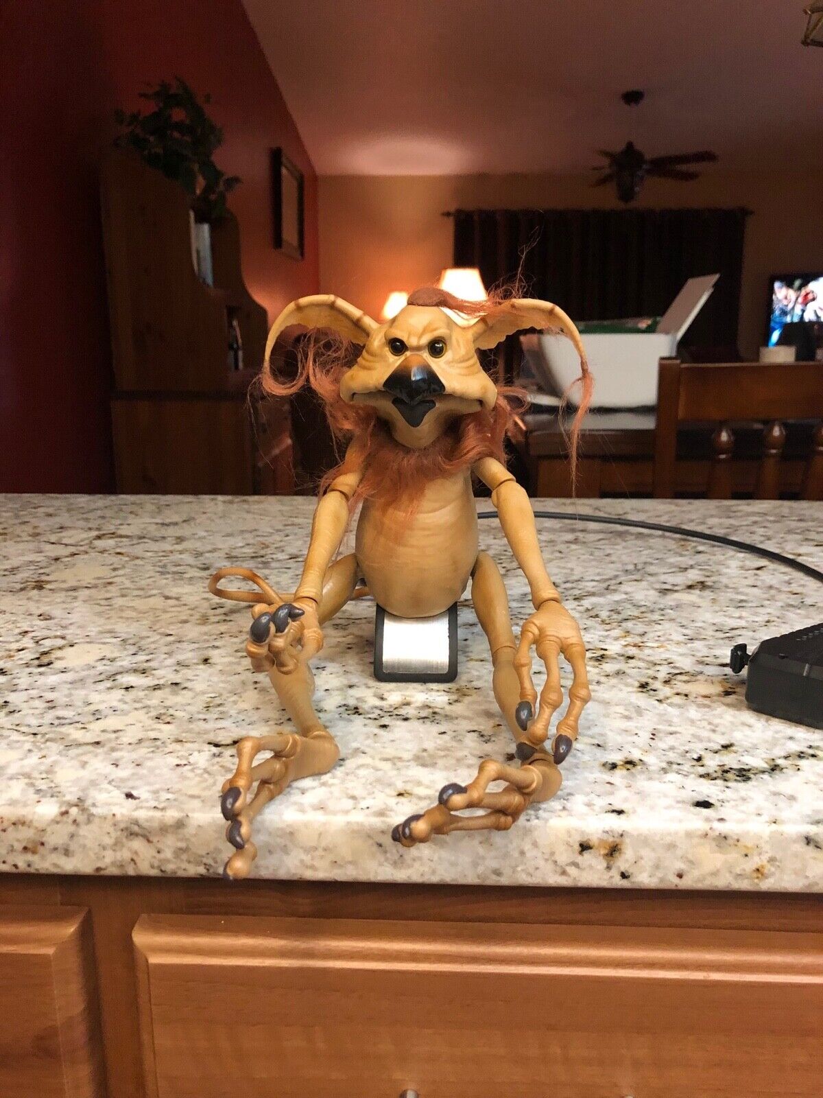 NEW Disney Star Wars Galaxy’s Edge Kowakian Lizard Monkey Creature Puppet