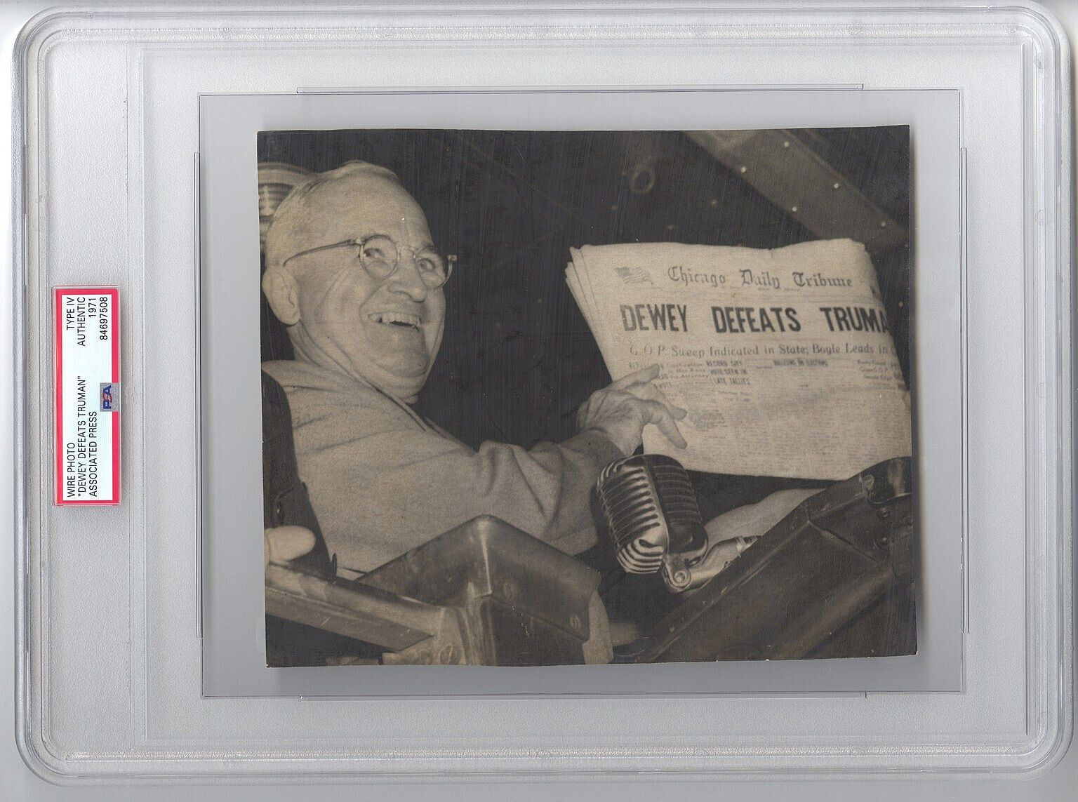 1948 Dewey Defeats Truman Iconic Press Photo Chicago Dailey Tribune PSA/DNA IV