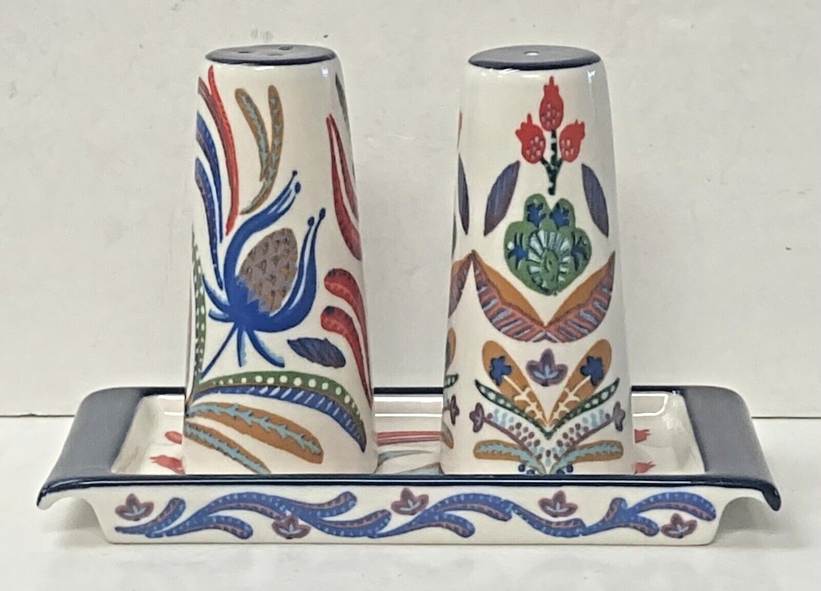 Anthropologie FOLKLORIC Floral Salt & Pepper Shakers w/ Tray NEW