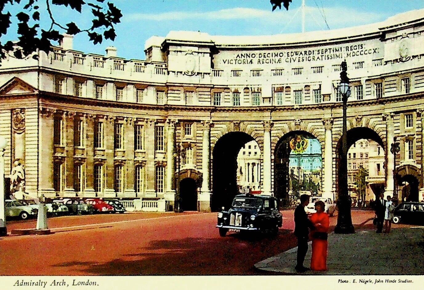 ADMIRALTY ARCH HISTORICAL PLACE LONDON, ENGLAND, - VINTAGE POSTCARD