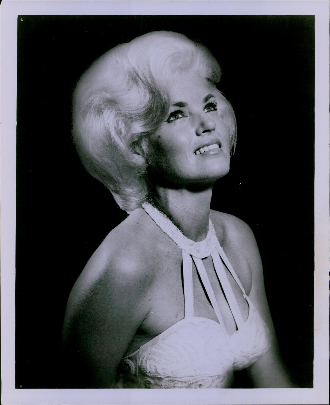LG856 1967 Original Photo LISA HALL Gorgeous Beautiful Blonde Bombshell Singer