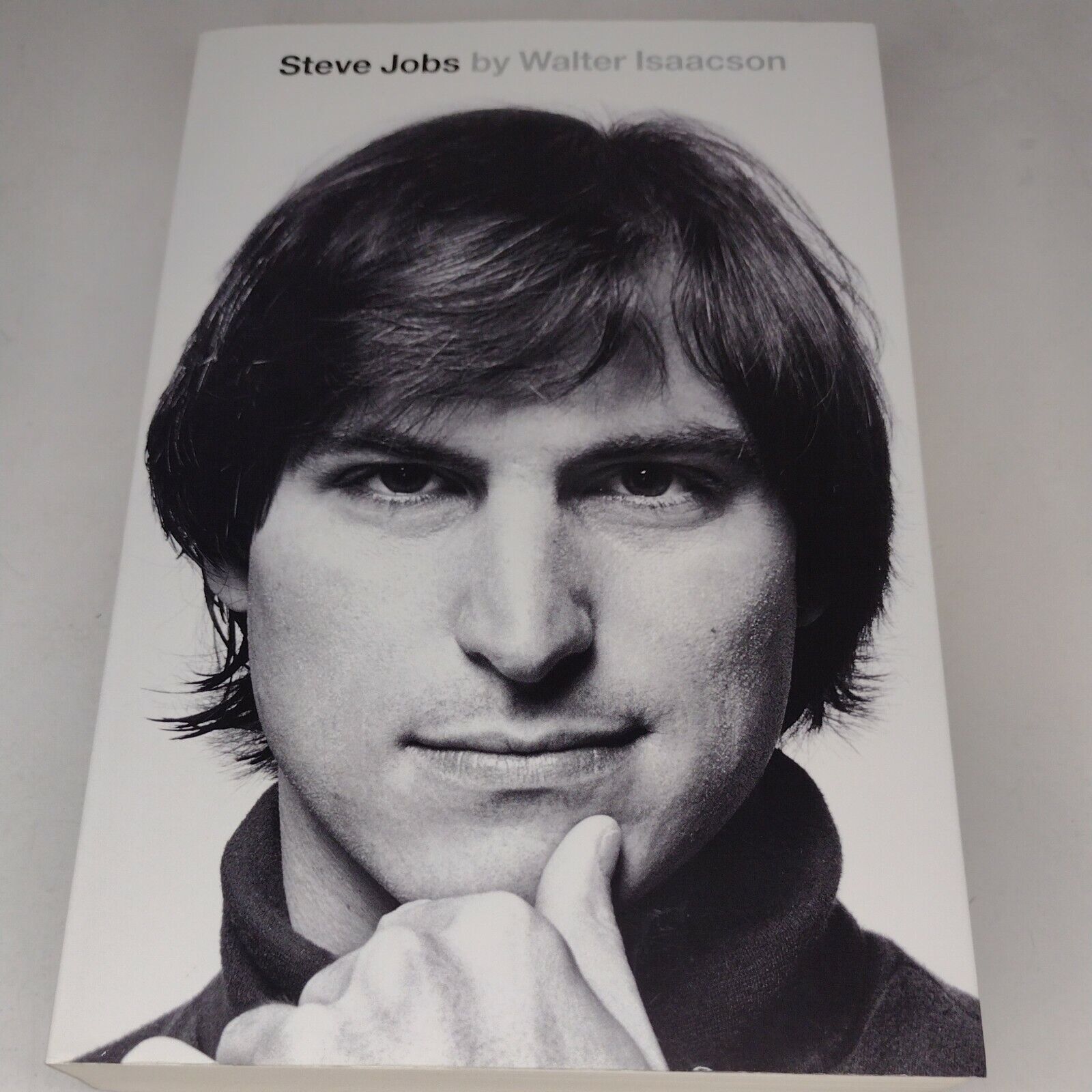 Steve Jobs By Walter Isaacson 2013 Paperback Book Founder of Apple Computers