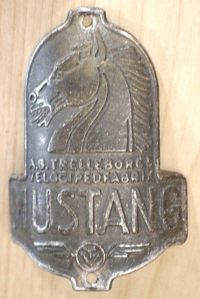 vintage a.b. trelleborgs velocipedfabrik mustang head badge emblem